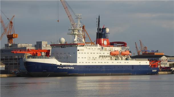 AWI rechnet mit vier Millionen Euro mehr für Treibstoff Die „Polarstern“ ist an rund 300 Tagen im Jahr im Einsatz.