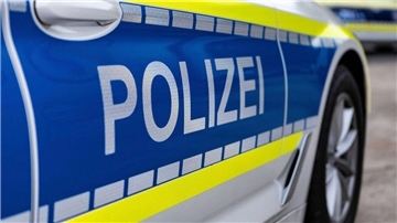 Die Polizei hat den Randalierer in Gewahrsam genommen.
