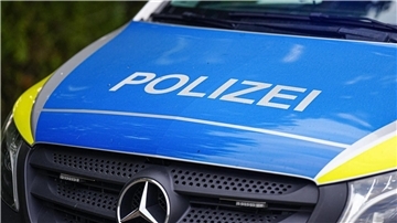 Front eines Streifenwagens.