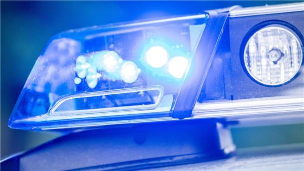Blaulicht auf einem Polizeiwagen