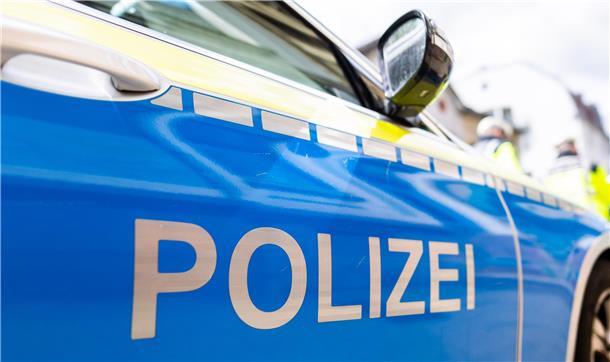Die Polizei hofft nach dem Vorfall in der Bahnunterführung auf Zeugenhinweise.