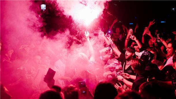 Die Polizei nahm Hunderte Menschen fest, vor allem in Paris.