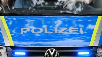 Unfallflucht in Scheeßel: Polizei sucht Toyota Aygo Polizeiauto