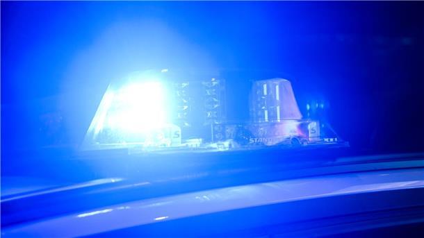 Ein Blaulicht eines Polizeiwagens.