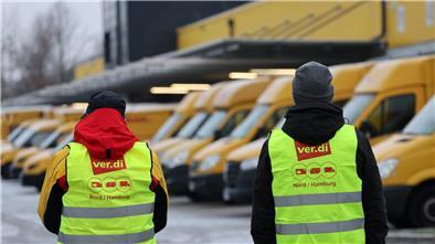 Die Post-Beschäftigten wollen mit einem erneuten Warnstreik den Druck auf die Arbeitgeberseite erhöhen.