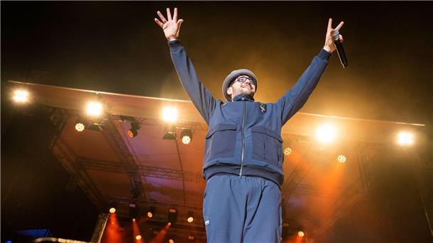 Beatsteaks bekommen Sonderkrone für Engagement gegen Rechts Die Punkrockband war im Frühjahr in zwölf autonomen Jugendzentren in Ostdeutschland zu Gast. (Archivbild)