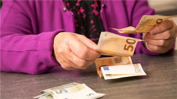 Renten steigen voraussichtlich um bis zu 4,2 Prozent Die Renten sollen 2023 steigen.