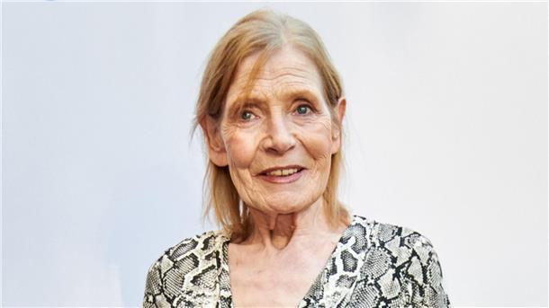 „Martha“-Star Margit Carstensen mit 83 Jahren gestorben Die Schauspielerin Margit Carstensen starb im Alter von 83 Jahren.