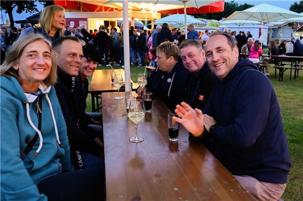 Die schönsten Fotos der Auftaktparty der 74. Tarmstedter Ausstellung am Freitaga...
