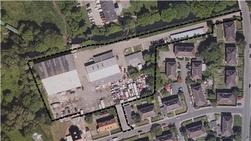 Die schwarz gestrichelte Linie zeigt, wo das Baugebiet entstehen soll.