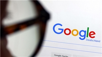 Die Seite der Suchmaschine von Google: Der Google-Konzern Alphabet will Stellen streichen.