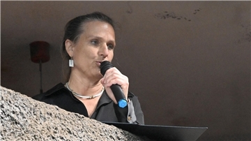 Die Staatsministerin Katja Keul (Bündnis 90/Die Grünen) bei der offiziellen Eröffnung des Deutschen Pavillons bei der Kunstbiennale in Venedig.