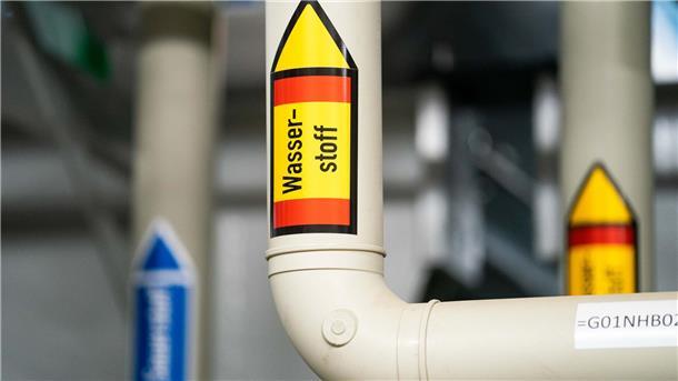 Stadtwerke begrüßen Wasserstoff-Option im Heizungsgesetz Die Stadtwerke in Deutschland haben den Grundsatz der Technologieoffenheit im geplanten Gebäudeenergiegesetz (GEG) gelobt.