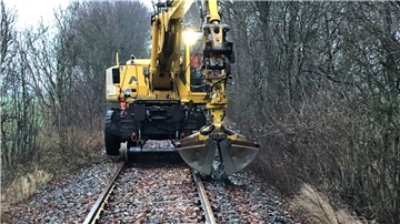 Baustelle Museumsbahnverein Bremerhaven-Bederkesa: Die Strecke zwischen Bad Bederkesa und Drangstedt ist nach nach dem Unfall im August 2020 mittlerweile zwar weitestgehend repariert und kann durchgängig befahren werden, doch die internen Querelen sind nicht ausgeräumt.