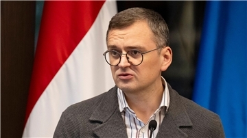 „Die Tatsache, dass Sie kein klares Nein hören, ist schon eine Antwort an sich“, sagt der ukrainische Außenminister Dmytro Kuleba.