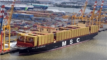 Containerschiff