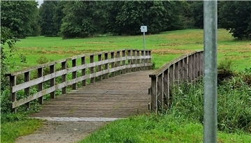Sanierungsbedürftige Holzbrücke in Reinkenheide