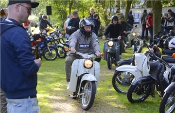 Die Teilnehmer der Simson-Rallye treffen sich am Sonntag, 7. September, am „Urla Hus“ in Ohrel. Schaulustige sind ausdrücklich erwünscht.
