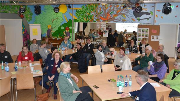 Die Teilnehmer des Austauschtreffens aus Sittensen, Tarmstedt und Zeven kamen im Zevener Kinder- und Jugendhaus zusammen.
