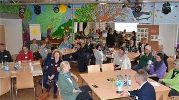 Die Teilnehmer des Austauschtreffens aus Sittensen, Tarmstedt und Zeven kamen im Zevener Kinder- und Jugendhaus zusammen.