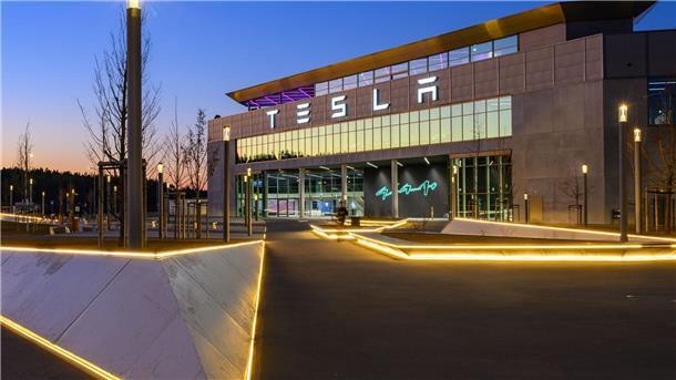 Drei Jahre Tesla: Zwischen Zuversicht und Protest Die Tesla-Gigafactory Berlin-Brandenburg wurde vor drei Jahren eröffnet (Archivbild).