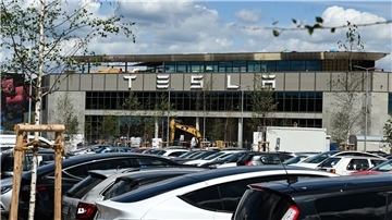 Die Tesla Gigafactory in Berlin-Brandenburg will die Produktionszahlen verdoppeln. Nicht jedem gefällt das.
