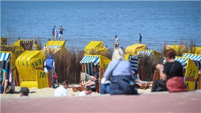 Die Touristen sind nach dem Corona-Lockdown wieder unterwegs, und am Wochenende soll das Wetter wieder besser werden.