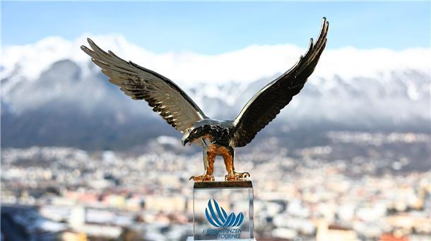 Die Trophäe für den Tournee-Sieger: Der goldene Adler.