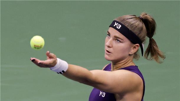Osaka erreicht erstes Grand-Slam-Halbfinale als Mutter Die Tschechin Karolina Muchova war im Viertelfinale angeschlagen.