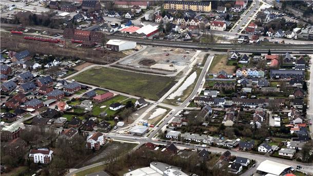 Immer neue Perspektiven: Frische Fotos vom Hafentunnel Die Tunnelröhre ist hier im Bereich Lotjeweg, Dudweilerstraße und Eichenweg unter der Erde „verschwunden“.