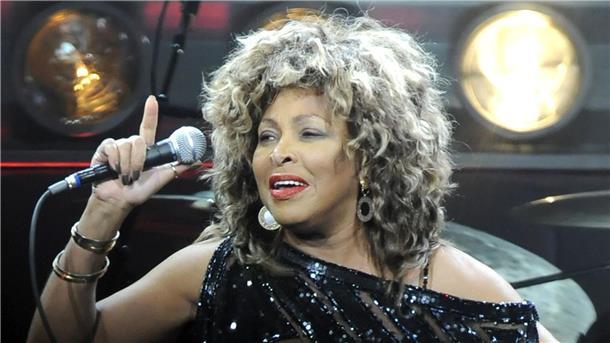 Die US-amerikanische Sängerin Tina Turner auf der Bühne.