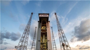Die Vega C ist eine Weiterentwicklung der Vega, die seit 2012 im Einsatz ist und leichte Satelliten ins All bringt.