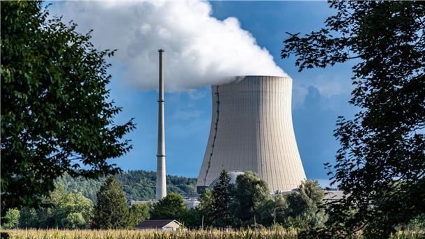 AKW-Streckbetrieb hat geringen Effekt auf Strompreis Die verbleibenden drei deutschen Atomkraftwerke sollen bis zum 15. April 2023 weiterlaufen.