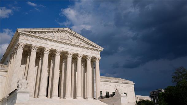 Supreme Court zu irrtümlicher Abschiebung: Regierung am Zug Die versehentliche Abschiebung eines Mannes aus dem US-Bundesstaat Maryland in ein berüchtigtes Gefängnis in El Salvador beschäftigte den Supreme Court. (Archivbild)