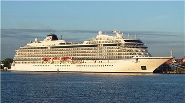 Die „Viking Star“ in Warnemünde.