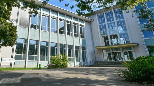 Die Volkshochschule Bremerhaven bietet ein neues Programm für das Frühjahrssemester 2024 an. Interessierte können sich bereits anmelden.