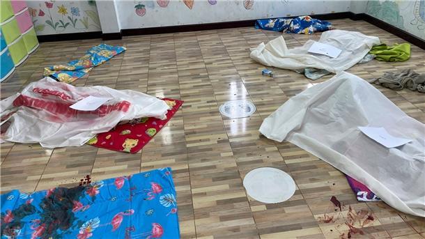 Die Vorschulkinder und Erzieherinnen und Erzieher wurden während des Mittagsschlafs von dem Attentäter überrascht.