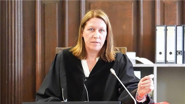 Juristischer Streit bringt Block-Prozess ins Stocken Die Vorsitzende Richterin Isabel Hildebrandt sieht keinen Anlass, der Nebenklage das Fragerecht zu entziehen.