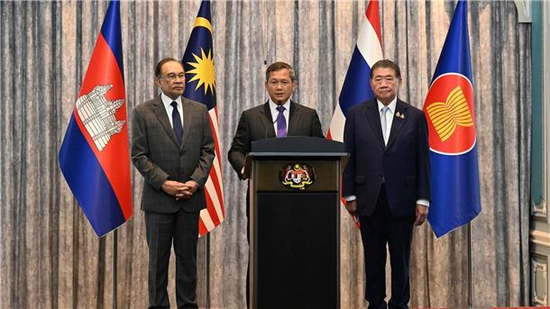 Thailand und Kambodscha einigen sich auf Waffenruhe Die Waffenruhe kommt nach tagelangen schweren Kämpfen.