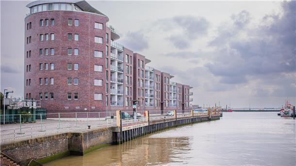Die Weserterrassen werden wohl am Freitagmorgen wie eine Insel im Wasser stehen.