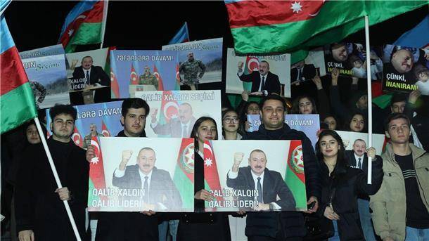 Aserbaidschan: Staatschef Aliyev als Wahlsieger präsentiert Die Wiederwahl des amtierenden Präsidenten Aliyev galt bereits im Vorfeld als sicher.