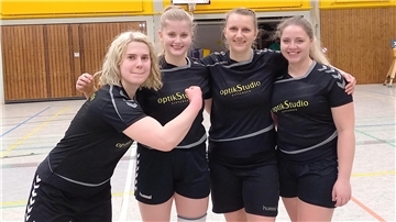 Wohnster Prellball-Frauen Jenny Rothfischer, Franziska Dohnalek, Thea Heppner-Wiese und Alina Trompeter Schladen Landesmeister.