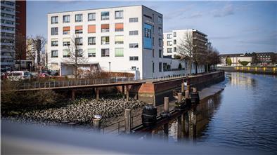 Die Zahl der Corona-Infizierten in der Pflegeeinrichtung Amarita in Bremerhaven ist weiter gestiegen. Foto: Hartmann