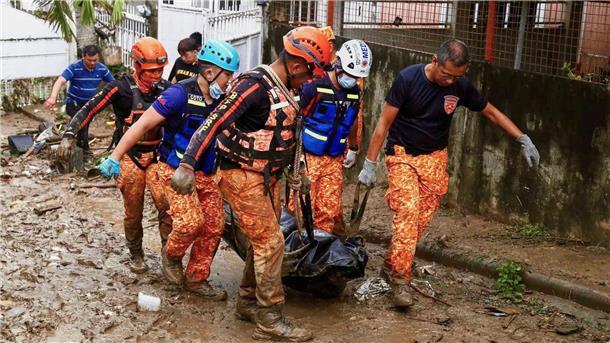 Taifun hinterlässt Zerstörung auf den Philippinen - 66 Tote Die Zahl der Toten durch „Kalmaegi“ steigt.