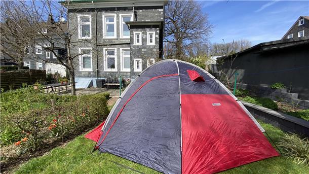 Die Zeltplätze von "ZeltzuHause" sind sehr persönlich. Rund 250 hat Nina Heyder bislang im Angebot.