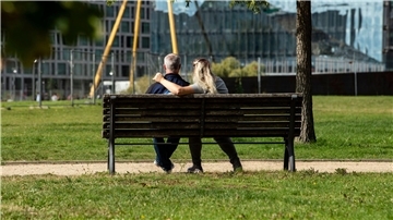 Die Zufriedenheit in Beziehungen kann teils binnen kurzer Zeit stark schwanken. Das ist ein zentrales Ergebnis einer psychologischen Studie unter Federführung der Uni Mainz. (Symbolfoto)