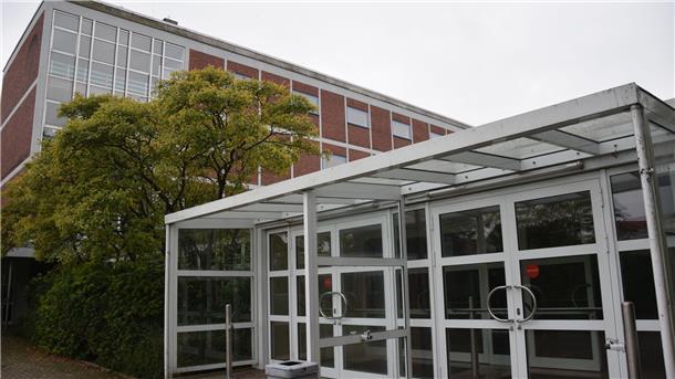 Die Zukunft des BBS-Standorts Nordenham beschäftigt den Kreistag. Die Nordenhamer SPD fordert Mehrheitsgruppe und Verwaltung auf, den Standort nicht voreilig zu schließen.