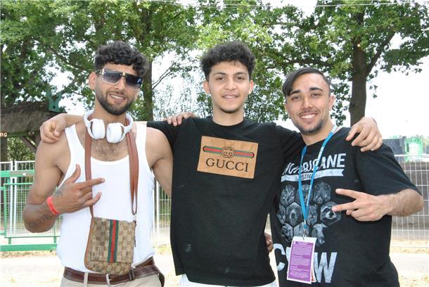 Diese Jungs aus Hildesheim arbeiten das erste Mal auf dem Hurricane-Festival und...