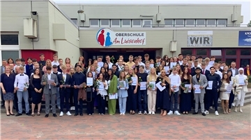 Absolventinnen und Absolventen der Oberschule am Luisenhof