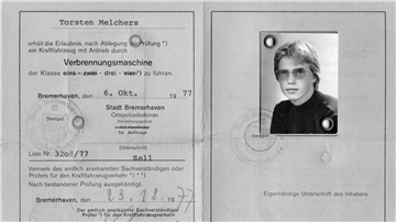 Dieses Dokument der eigenen Jugend verliert seine Gültigkeit: Im Laufe der kommenden Jahre müssen alle grauen Führerscheine gegen EU-einheitliche Dokumente eingetauscht werden.